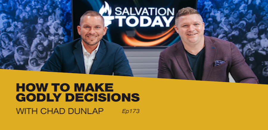 Read more about the article How to Make Godly Decisions